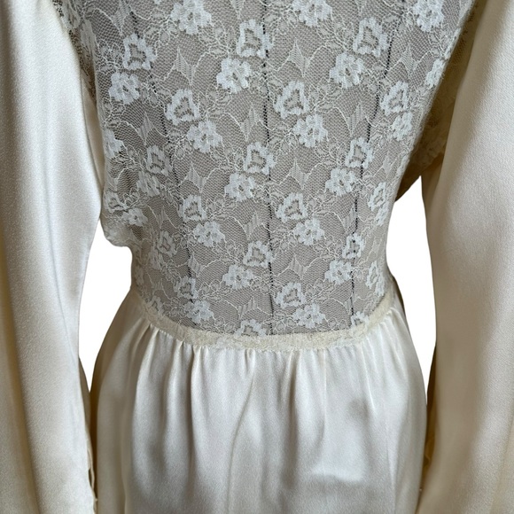 Vintage 70s Cream Satin Lace Wrap Top Blouse Jacket Boho Lingerie Bell Sleeves - Picture 9 of 13